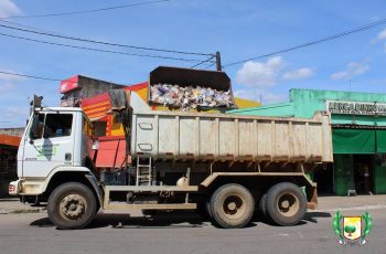 Nos primeiros dias de 2017, a Prefeitura do Paudalho se deparou com a cidade repleta de lixo