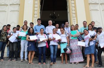 Prefeitura entrega tabletes e certificados de treinamento aos Agentes Comunitários de Saúde