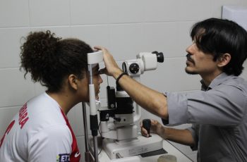 Prefeitura avança e Rede Municipal de Saúde oferece exame oftalmológico