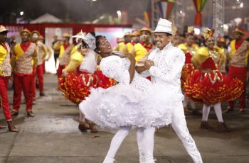 Cia de Dança Raízes da Mastruz e Quadrilhas Juninas animam o primeiro dia dos festejos do Aniversário de 211 anos de Paudalho