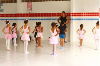 <strong>Serviço de Convivência do Paudalho inicia inscrições do Ballet Linda Flor da Mata para crianças e idosos</strong>